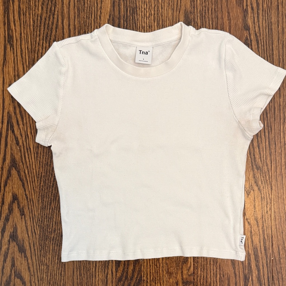TNA Ribbed Cropped T-shirt